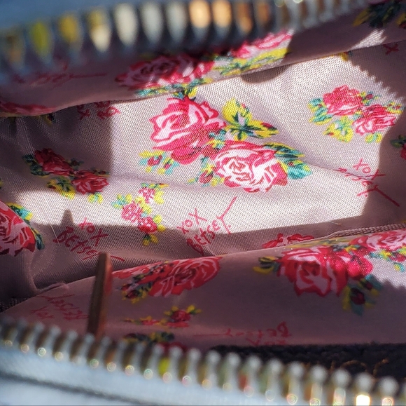 Betsey Johnson Black Crossbody with Scarf-NEW WITH TAGS, Navy & light Blue - Picture 7 of 17